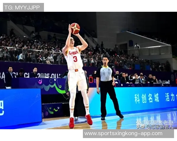 苏群分析徐杰受伤对广东队影响期待萨林杰和胡明轩迅速提升得分能力 苏群分析徐杰受伤对广东队影响期待萨林杰和胡明轩迅速提升得分能力