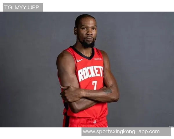 杜兰特反思火箭失误问题强调自身责任与团队提升的重要性 杜兰特反思火箭失误问题强调自身责任与团队提升的重要性