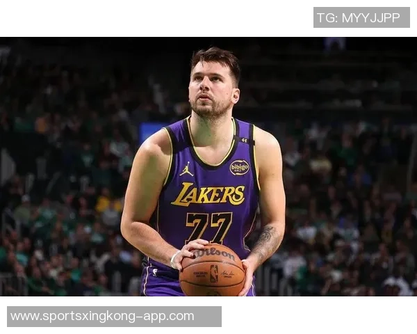 里夫斯盛赞东契奇为最爱队友东契奇幽默回应称其太幼稚不喜欢 里夫斯盛赞东契奇为最爱队友东契奇幽默回应称其太幼稚不喜欢