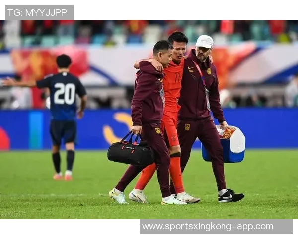 国足缺乏集训中超三强全主力出战但与日韩实力差距明显 国足缺乏集训中超三强全主力出战但与日韩实力差距明显